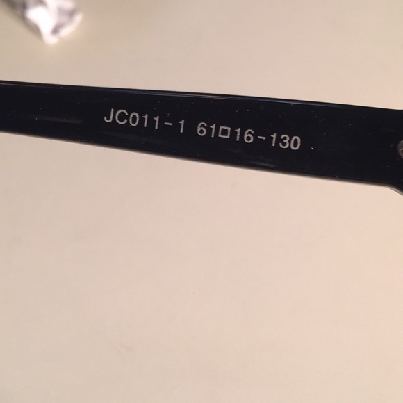 Burberry Oversized Sunglasses main image 6